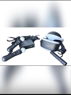 Sony VR Headset with Motion Controllers - Black Bundle